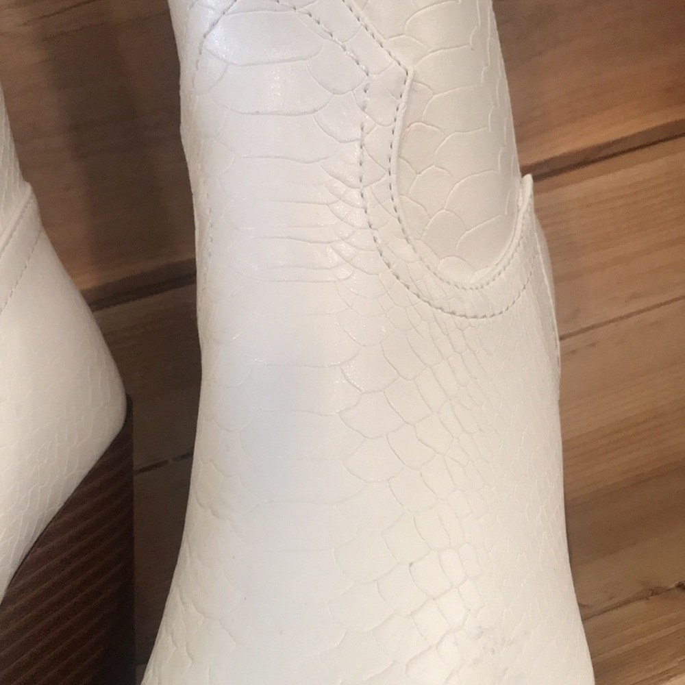 Mata Cosmic “Slayer” Cowgirl Boots White Embossed Snake Mid Calf 7 - Picture 6 of 16